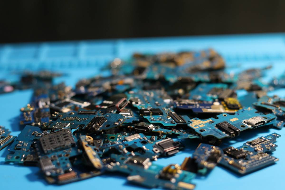 How to Maximize Your Credit Card’s Extended Warranty for Covered Electronics