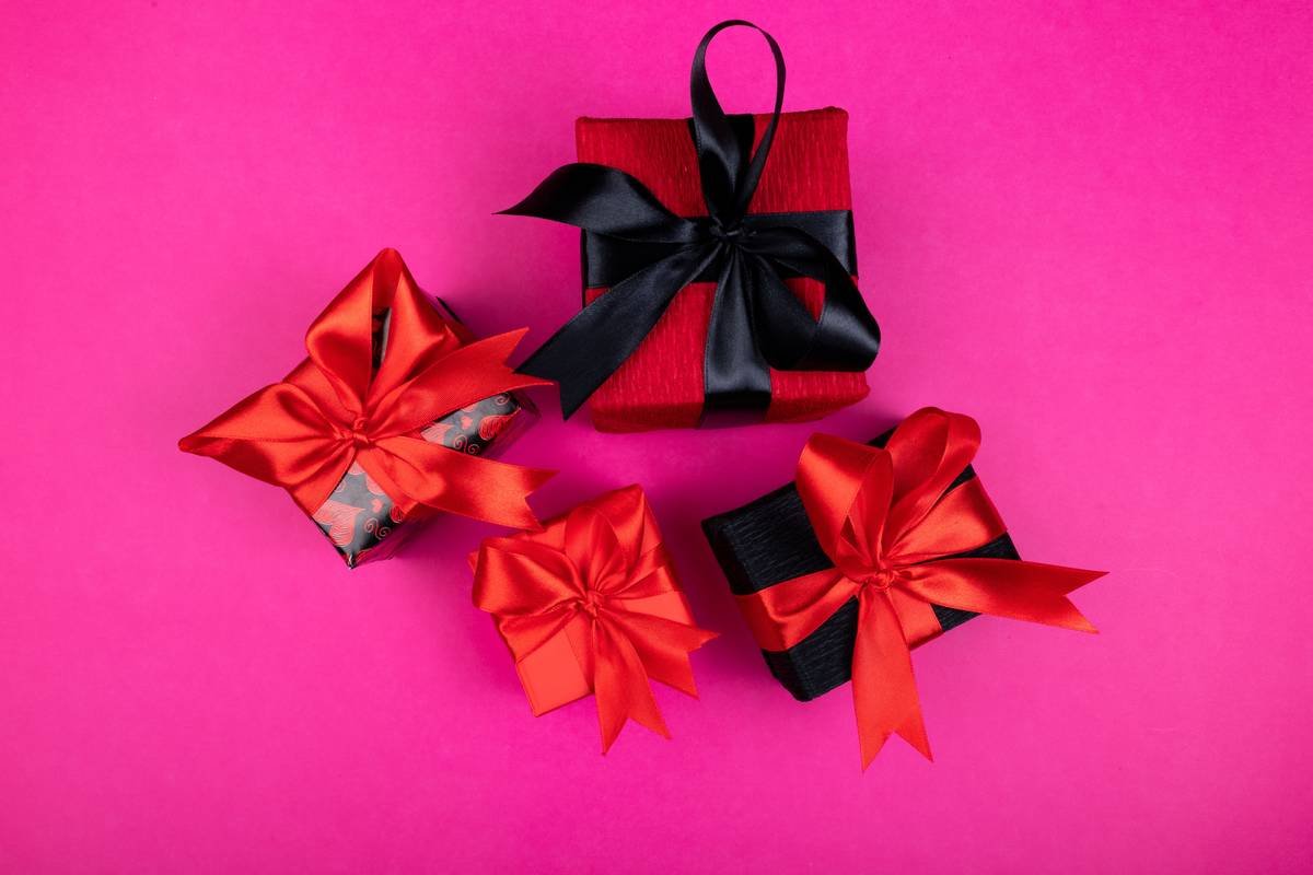 Warranty Gifts: How Your Credit Card Secretly Extends Product Lifespans (And Saves You Hundreds)