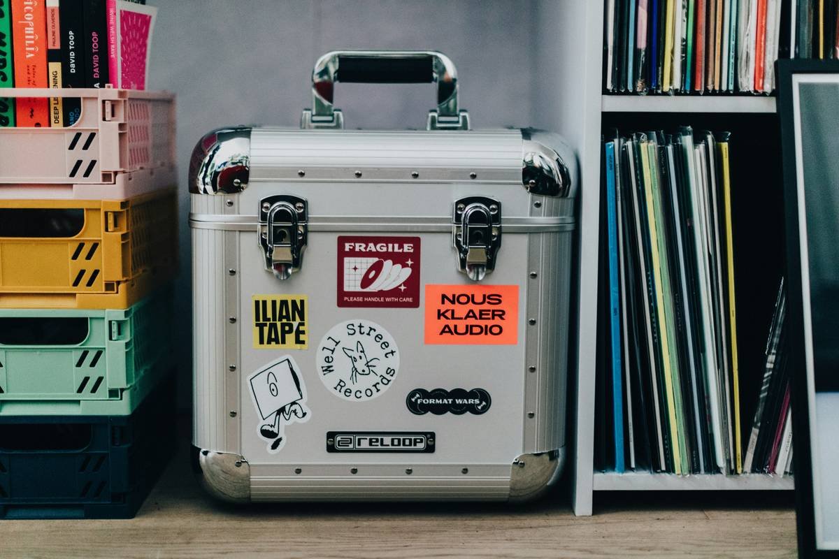 What Are “Eligible Bags”? How Credit Card Extended Warranties Actually Cover Your Luggage (And When They Don’t)